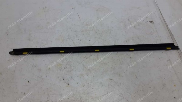 Hyundai H 100 Sol Ön Kapı Cam Sıyırıcı Fitil 82210-4A100 YP (