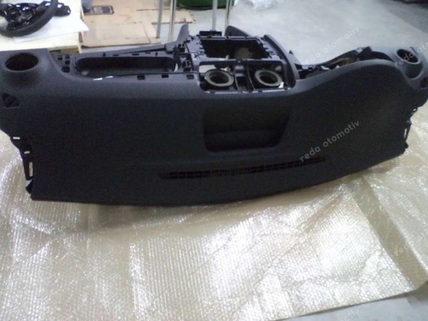 Dacia Logan 2 Torpido Göğüs Orj Sıfır 682001684R YP (AB-130)