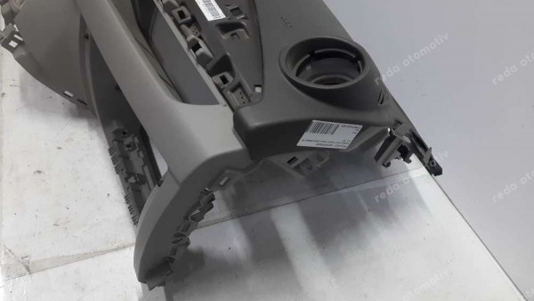 Renault Zoe Torpido Göğüs 681003968R YP (AC-130)