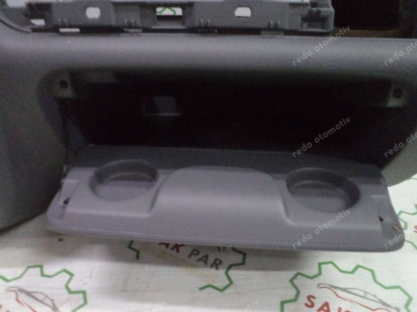 Renault Clio 2 Torpido Alt Parça Orjinal 7700434131 YP (AC-130)