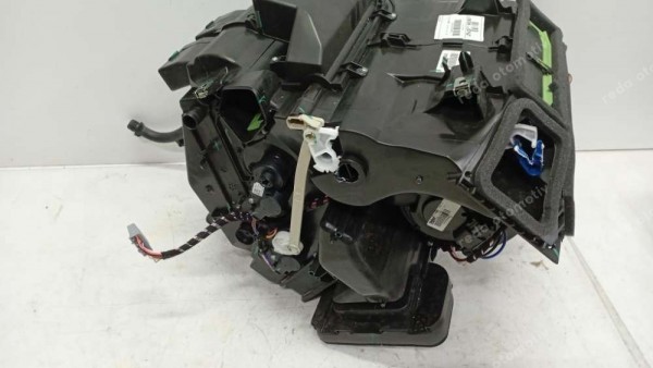 Renault Megane 4 Kalorifer Kutusu 272700628R CP (AE-130)