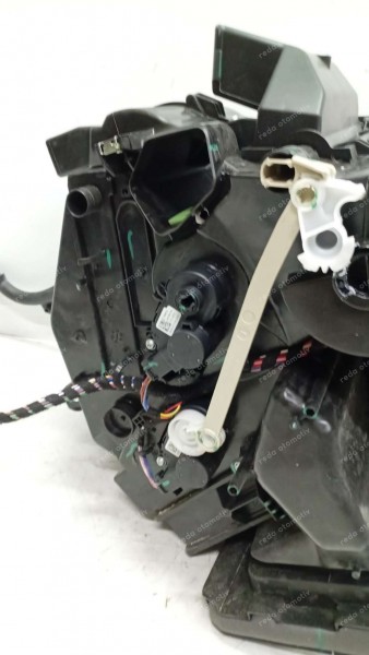 Renault Megane 4 Kalorifer Kutusu 272700628R CP (AE-130)