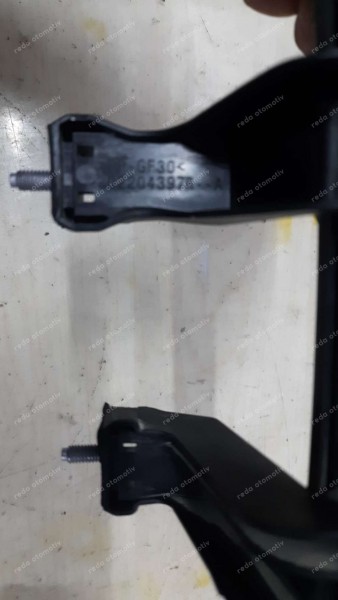 Renault Megane 4 Sağ Ön Cam Kılavuz Parçası 802204397R CP (BD-120)