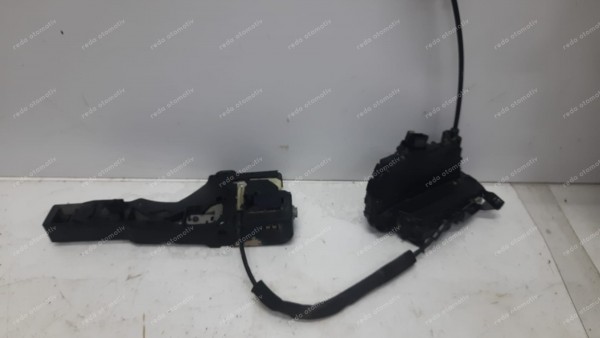 Renault Megane 4 Sağ Ön Kapı Kilidi Mekanizması 805020805R CP (EE-126)