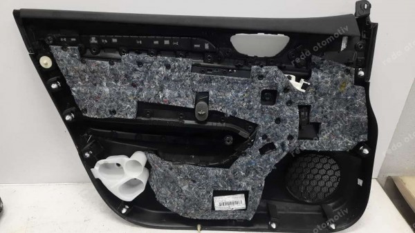 Renault Megane 4 Sağ Ön Kapı Döşemesi 545010278R HP CP (FE-120)