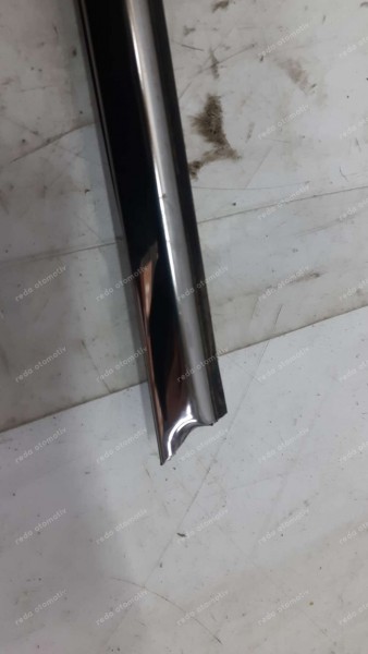 Renault Megane 4 Sağ Ön Kapı Dış Sıyırıcı Fitil Krom HP CP (KI-120)