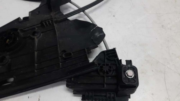 Opel Corsa F Sol Ön Cam Krikosu 9829043680 HP CP (DF-110)