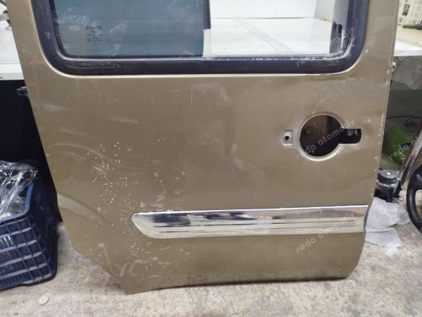 Fiat Doblo II 05-16 Sağ Sürgülü Kapı 51847628 SP