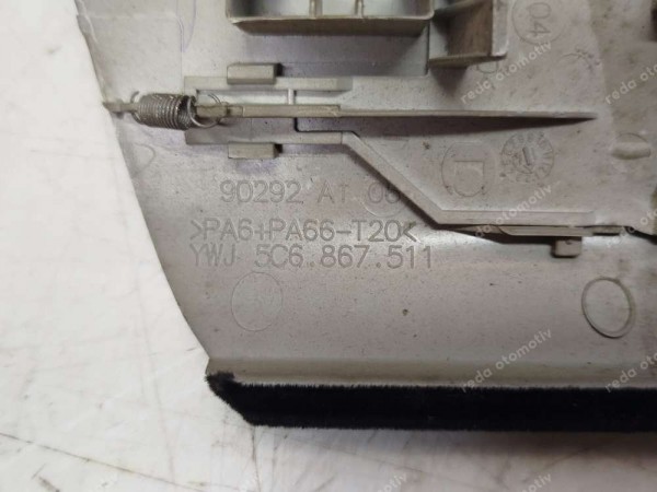 Volkswagen Jetta Sol Direk İç Kaplaması Trimi 5C6867511 SP (KAR4)