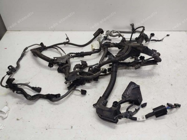 Toyota Yaris Hybrit Motot Kablo Tesisatı 82121-K0240 SP