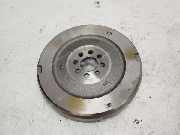 Toyota Yaris Hybrit Volant 13451-15110 13451-F3030 SP (EC120)