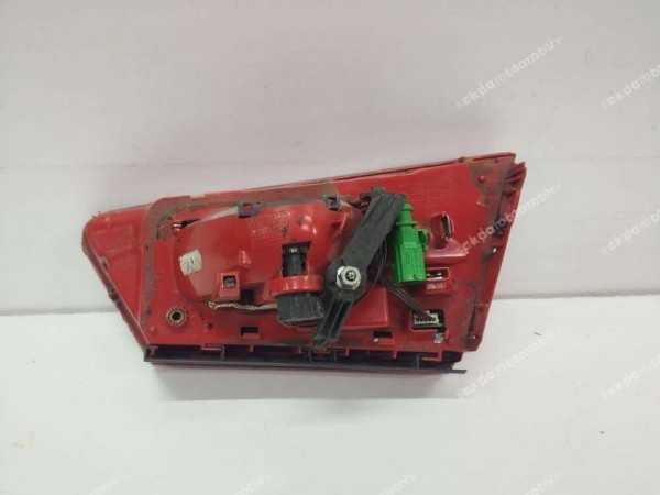 Audi A6 Sol İç Stop Lambası 4G5945093A (Tamirli parça) CP HP (KAR1)
