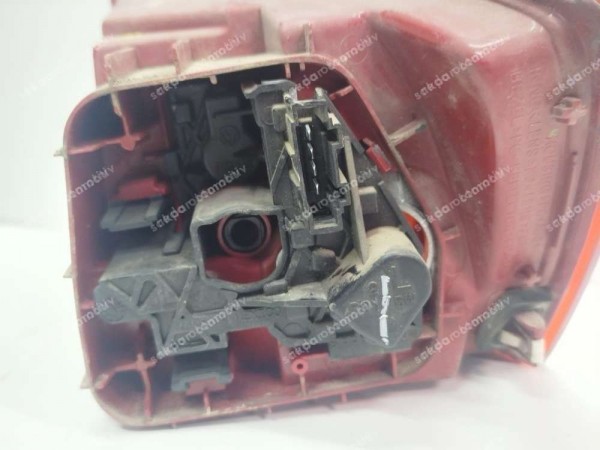 Volkswagen Jetta Sol Dış Stop Lambası Orj. 2010-2014 5C6945096 CP (KAR1)