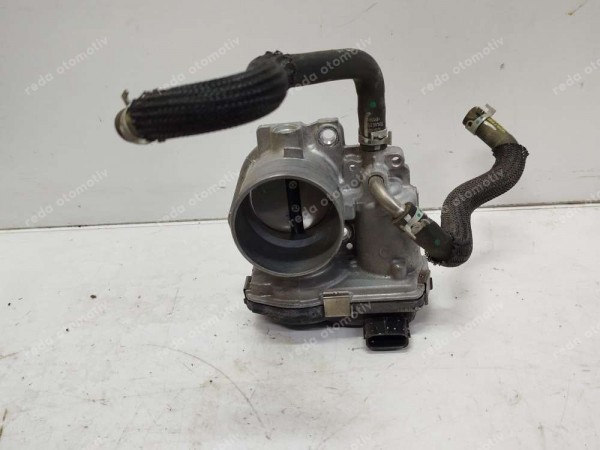 Toyota Corolla Yaris - Cross Gaz Kelebeği Orj. 22030-F3030 SP (BA120)