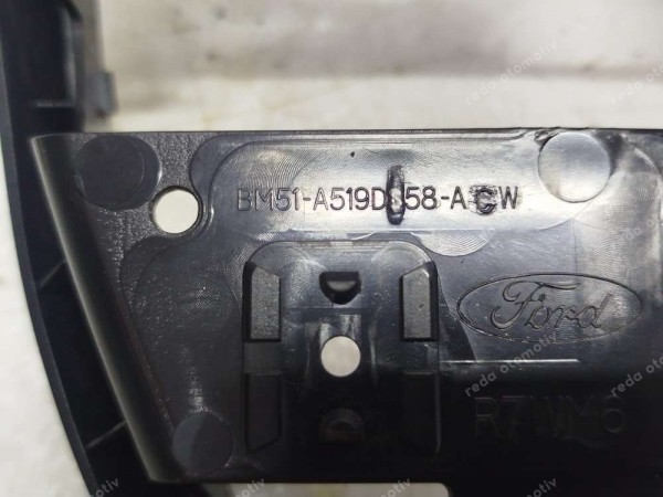 Ford Focus 3 Tavan Konsol Aydınlatma Tutucu Braketi BM51-A519D58-AC CP (FB125)