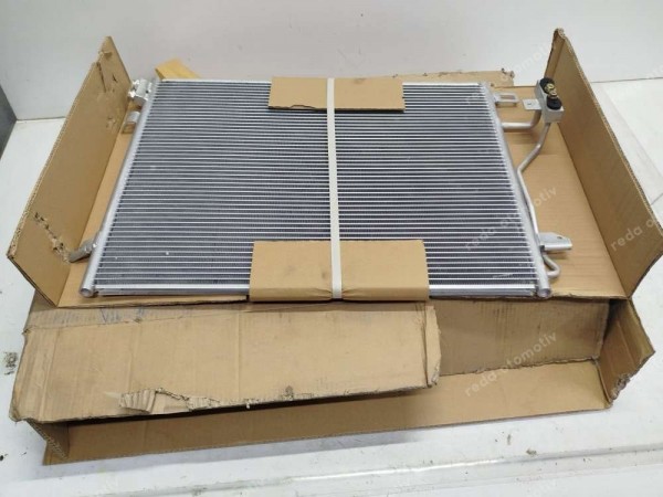 Chrysler Grand Voyager Klima Radyatörü 4877782AA YS YP (GA140)