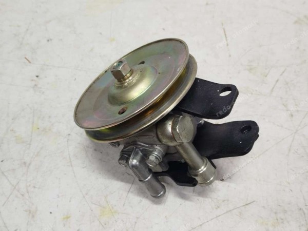 Nissan Pick-Up Hidrolik Direksiyon Pompası 49110-5T100 YS (CB120)