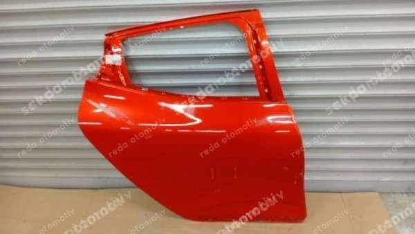 Renault Clio 5 Sağ Arka Kapı 821123280R CP HP