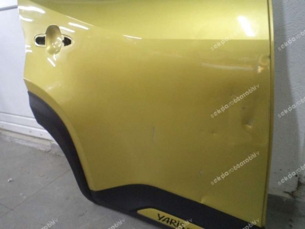 Toyota Yaris Cross Sağ Arka Kapı Orjinal 67003-K2010 CP