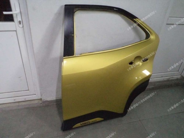 Toyota Yaris Cross Sol Arka Kapı Orjinal 67004-K2010 CP
