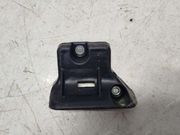 Ford Transit Courier Sağ Tutucu Braket Montaj Aparatı R2X6-V243A96-AD YP (BB110)