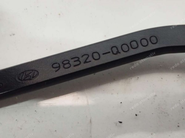 Hyundai İ20 Bayon Sağ Ön Silecek Kolu 98320-Q0000 98321-Q0000 SP YP (IF120)
