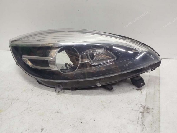 Renault Scenic 3 Sağ Ön Far 260105783R [Tamirli] CP HP (GC120)
