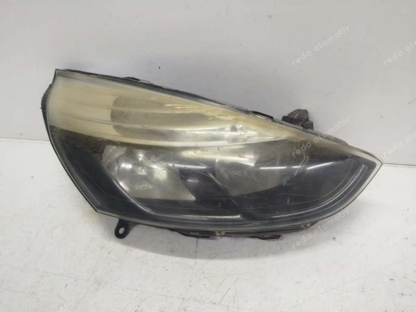 Renault Clio 4 Sağ Ön Far 260106961R CP HP (GC120)