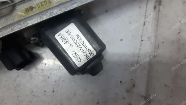 Ford Transit Custom Sağ Cam Krikosu BK21-V23200-BE CP (EE-110)