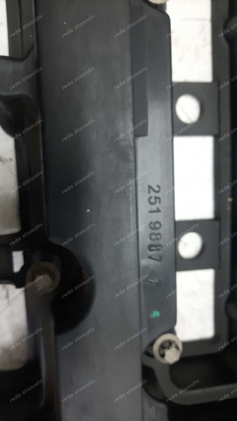 Opel Corsa D Meriva B Motor Külbürütör Kapağı 25198877 CP (JD-120)