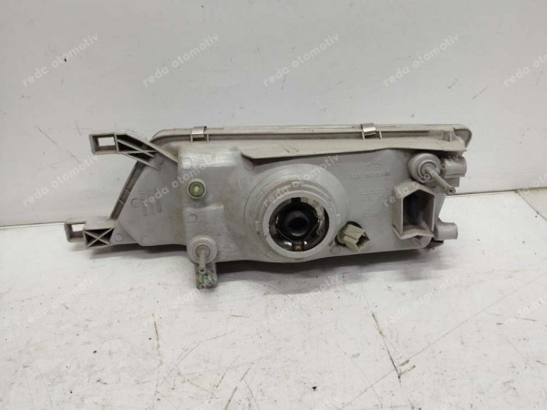 Nissan Sunny 94-96 Sağ Far YS (GH130)