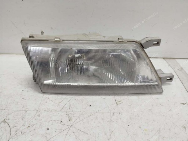 Nissan Sunny 94-96 Sağ Far YS (GH130)