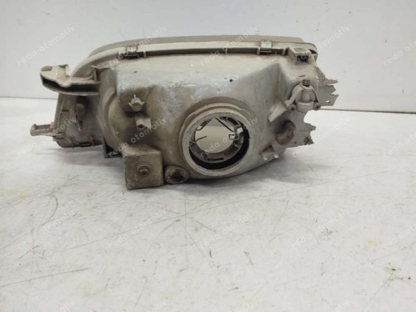 Toyota Carina Sağ Far YS HP (GG120)