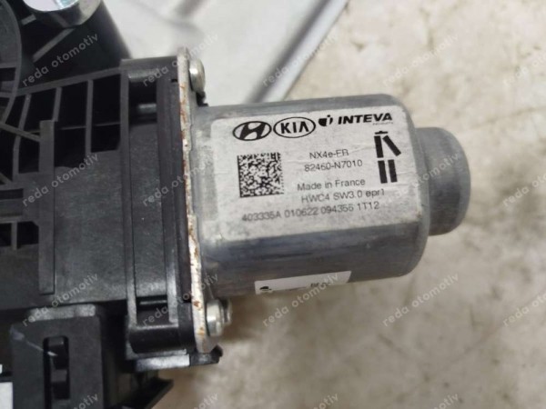 Hyundai Tucson Sağ Ön Kapı Cam Mekanizması Motoru 82460-N7010 SP (BA120)
