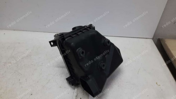 Toyota Auris Hava Filtre Kutusu YS YP (BH-110)