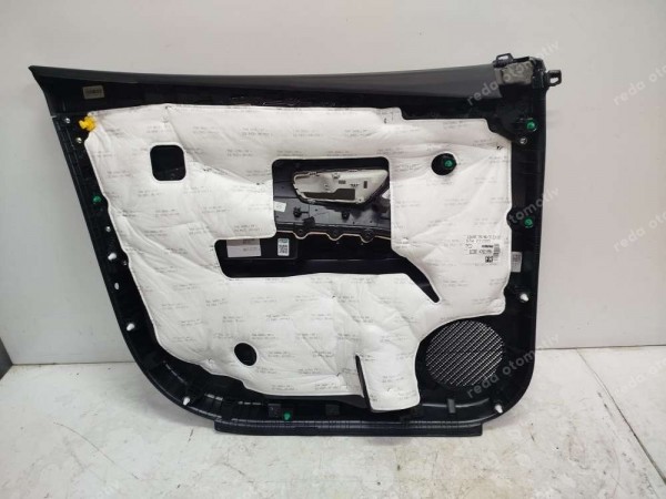 Hyundai Tucson Sağ Ön Kapı Döşemesi 82306-N7021 SP (EH120)