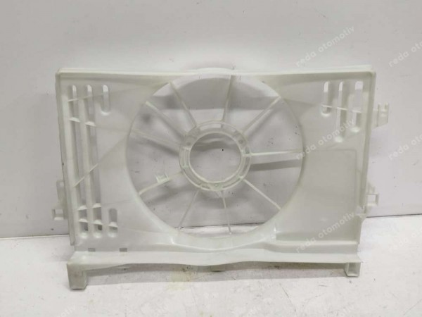 Toyota Corolla 02-06 Fan Kasası Davlumbazı 16711-21090 YS HP (GE140)