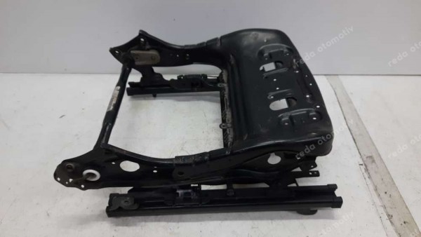 Opel Astra K Ön Koltuk İskeleti 135822 CP (EB-110)