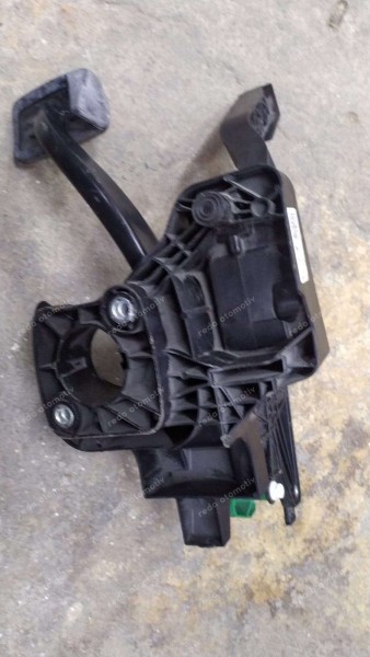 Opel İnsignia B Gaz / Fren Pedalı 84492394 CP (AC-110)