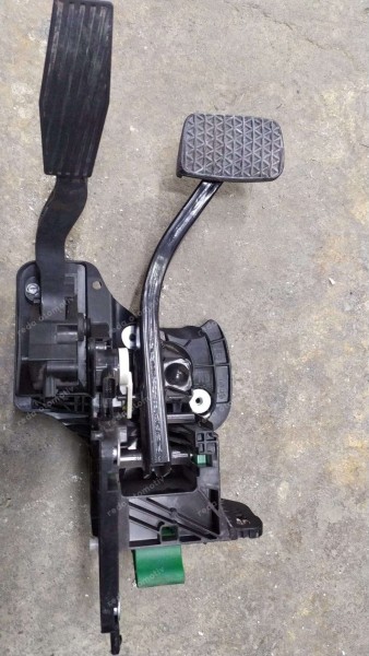 Opel İnsignia B Gaz / Fren Pedalı 84492394 CP (AC-110)