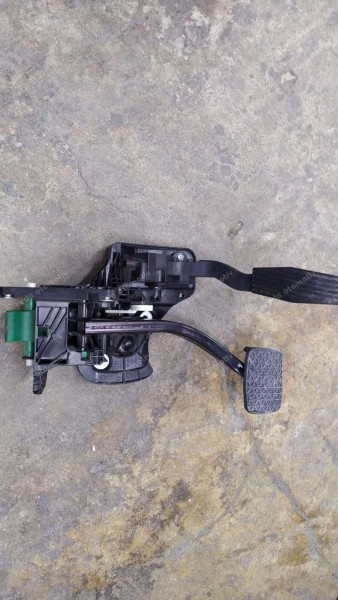 Opel İnsignia B Gaz / Fren Pedalı 84492394 CP (AC-110)