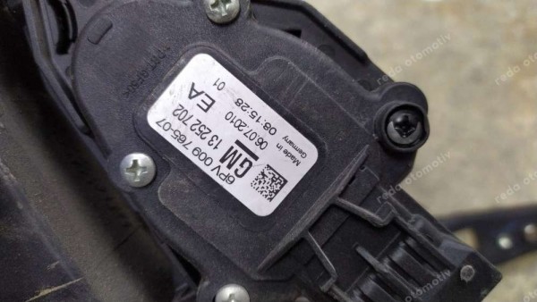 Opel Astra J Pedal Takımı 13252702 13252174 CP (AC-110)