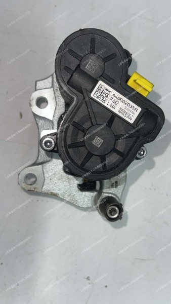 Renault Captur 2 Sağ Arka Motorlu Kaliper 440002035R Orj. YP (AA-110)
