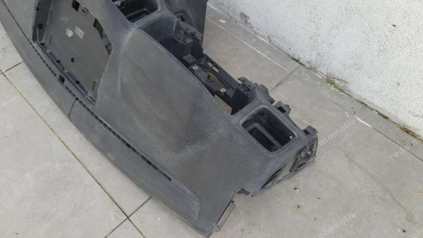 Volkswagen Amorok Torpido Göğüs 2H3857059 2H3857052 HP CP (HC-130)