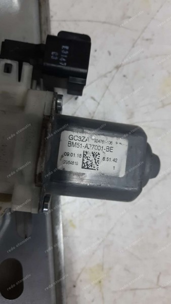 Ford Focus Sol Arka Cam Krikosu BM51-A27001-BE CP (DE-110)