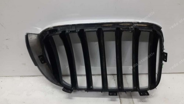 BMW X3 F25 Ön Sol Izgara Panjur 40502932 HP CP (JC-130)