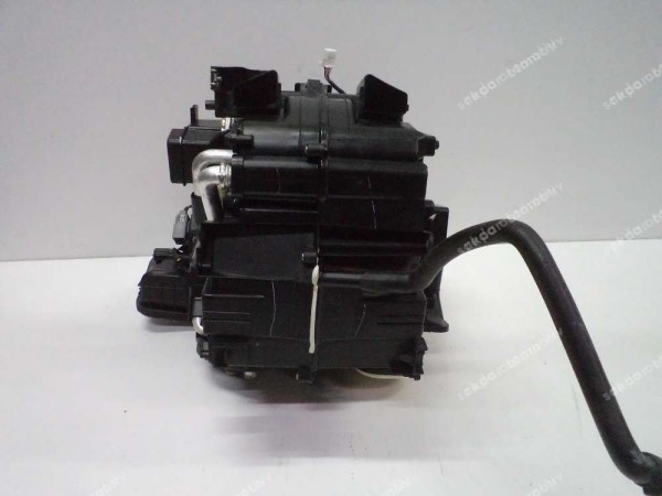 Renault Clio 5 Kalorifer Kutusu Orj. 271106228R SP (AE-130)