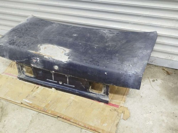 Toyota Corona Arka Bagaj Kapağı 90950-01036 CP