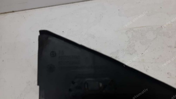 Renault Megane 4 Sol Arka Kelebek Camı Orj  822215734R SP YP (LB-120)