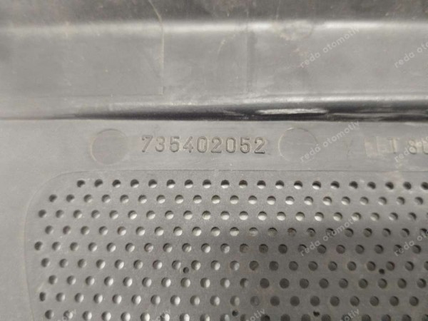 Fiat Doblo Bagaj Sağ Arka Haporlör Kapağı 735402052 CP (BA120))